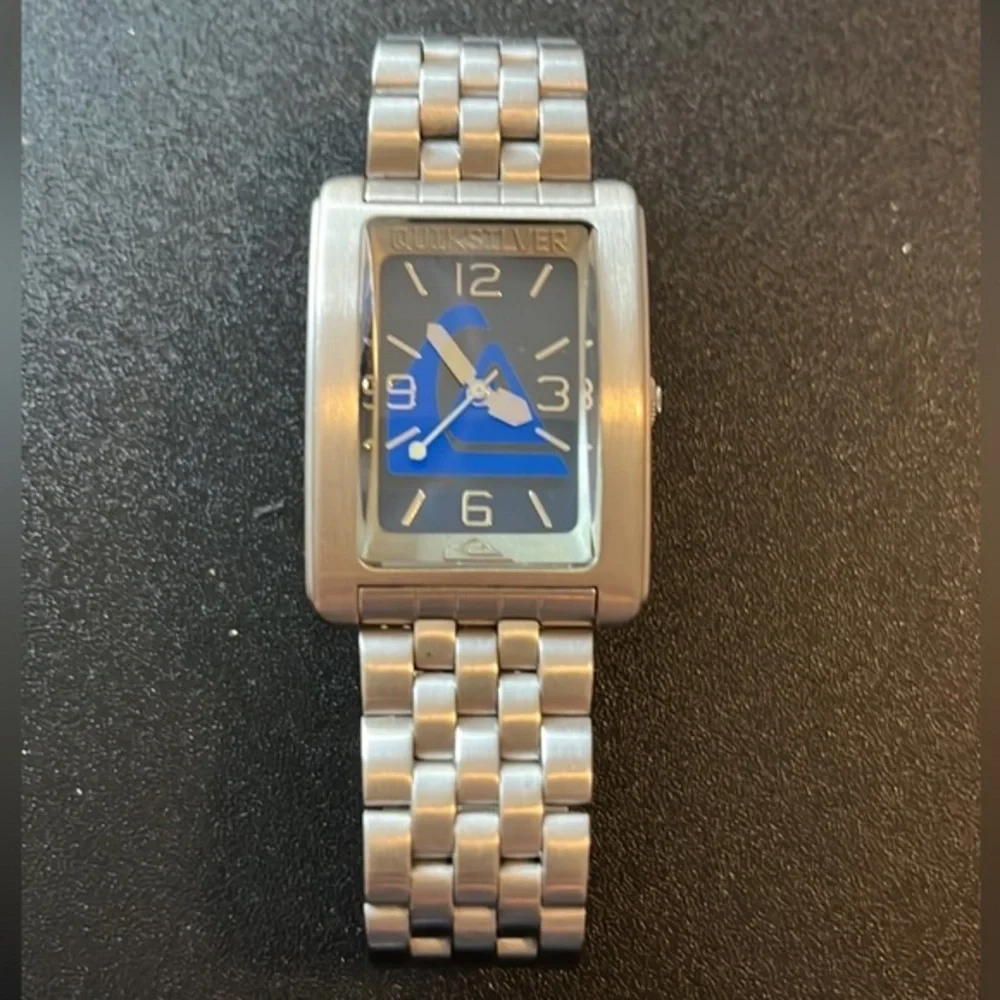 NWOT Mens Quicksilver stainless tank watch 24mm x 44mm